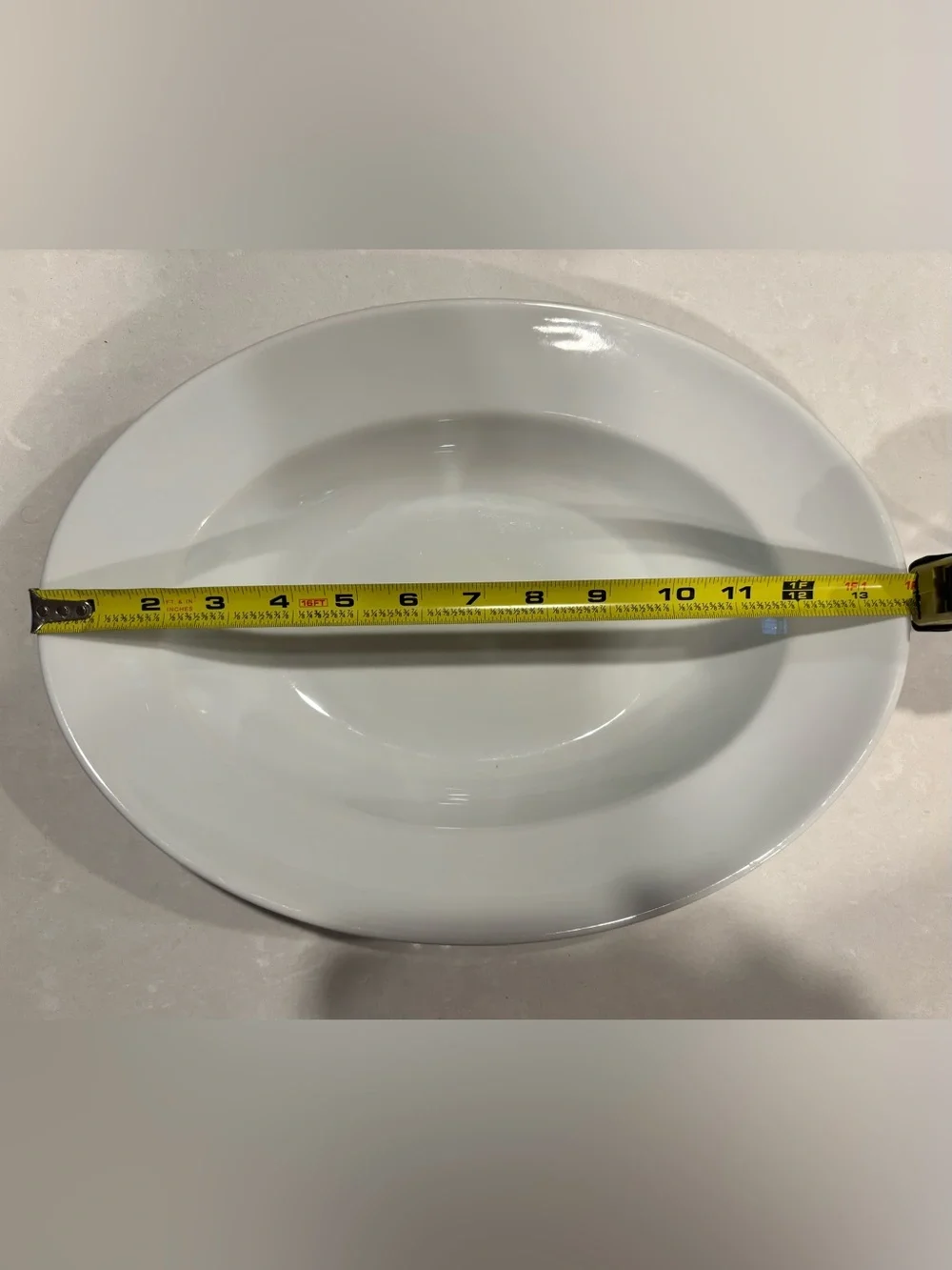 Pottery Barn Great White 2 Oval serving dish (OV13)